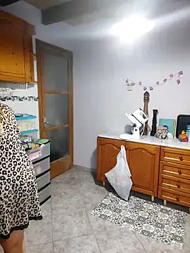 BecciDeluxe online show from November 16, 9:26 pm