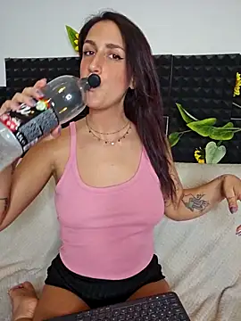 Stefania PT online show from March 31, 7:08 am