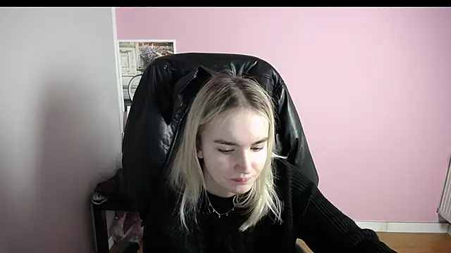 viktoria lovely online show from February 10, 6:49 am