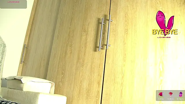 aidaadams online show from November 15, 12:28 pm