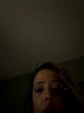 Blueeyesoulsnatcher online show from October 19, 10:06 am