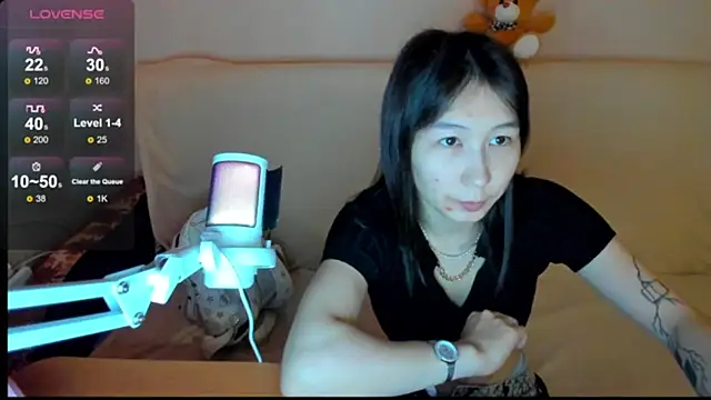 SaraXray online show from October 30, 1:30 am