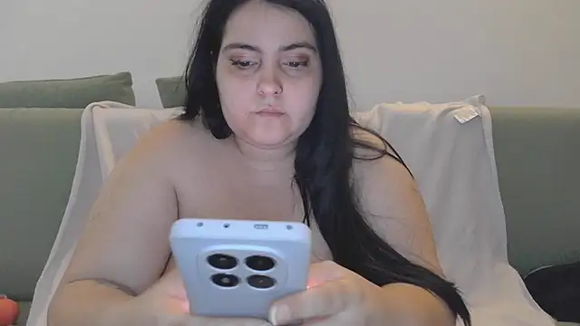 Snapshot of SelenaBoni chatting on October 24, 3:52 pm SelenaBoni online show from October 24, 3:52 pm