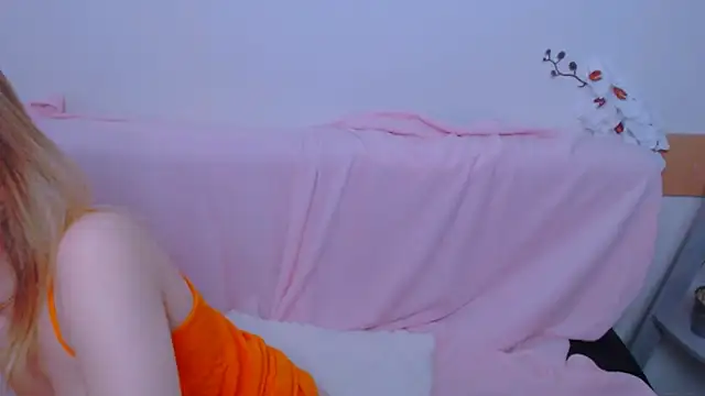 AliceFire  online show from March 20, 11:48 am