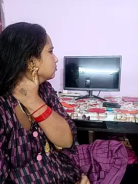 reemacouple007 online show from February 3, 5:27 am