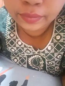 Ravina patil1 online show from October 3, 5:07 pm