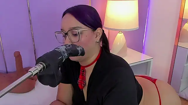 SophyRuiz  online show from January 9, 12:20 pm