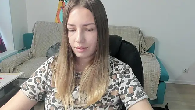 Mia shy1 online show from December 2, 7:43 am