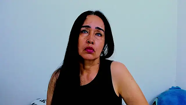 HorniestMilf online show from February 24, 9:02 pm