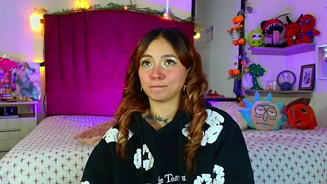 alisson zafiro  online show from February 4, 3:09 am