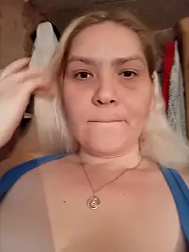 Snapshot of Minna_Jeannie chatting on September 12, 2:23 am Minna Jeannie online show from September 12, 2:23 am
