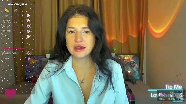 Alianna Solo Kisses online show from November 17, 6:14 am