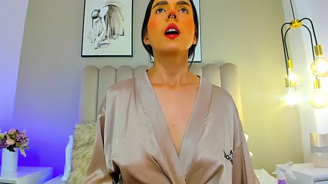 helen mooree online show from February 16, 1:33 pm