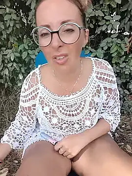 Jade Emeraud online show from August 3, 10:54 am