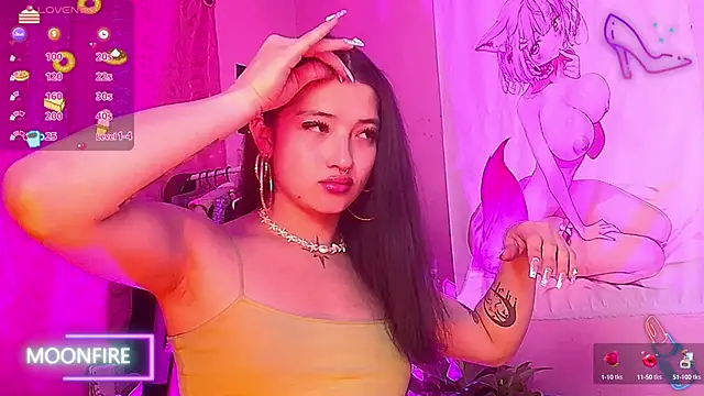 Snapshot of moonfiredancer chatting on October 4, 8:09 am moonfiredancer online show from October 4, 8:09 am