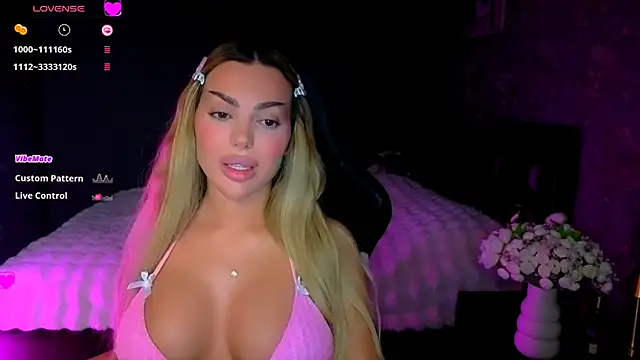 babyleilaa online show from March 27, 9:48 pm