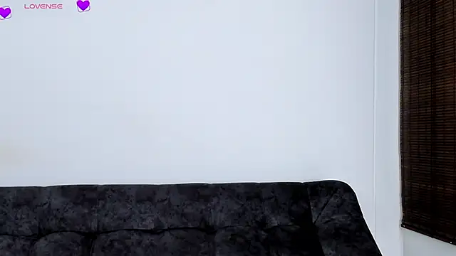 VeronicaTonu online show from October 10, 8:25 pm