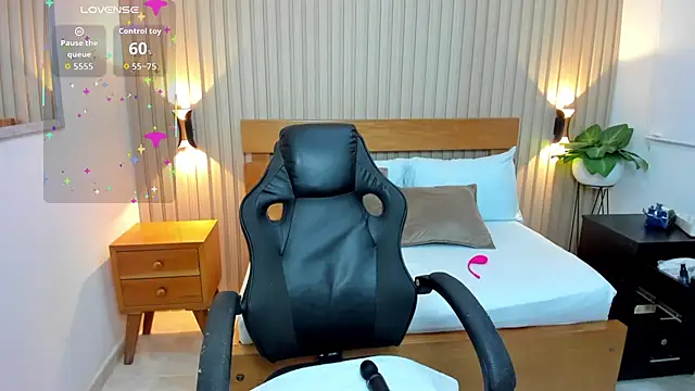 luciana ballesteros  online show from April 14, 12:16 pm