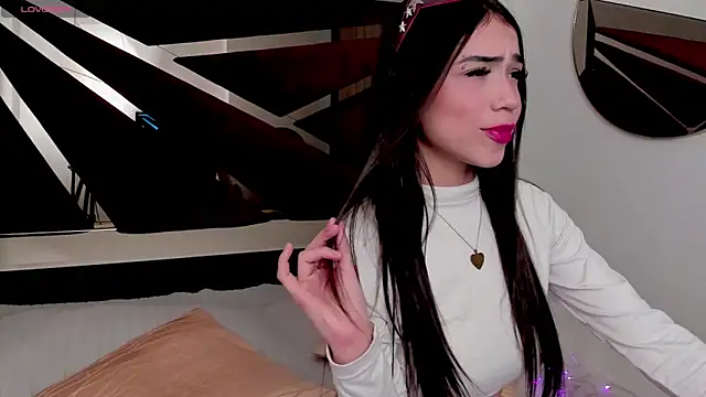 FaloonRoussel online show from March 25, 6:22 pm