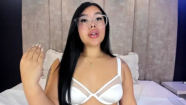 MarianaGarciaa   online show from February 17, 7:24 pm