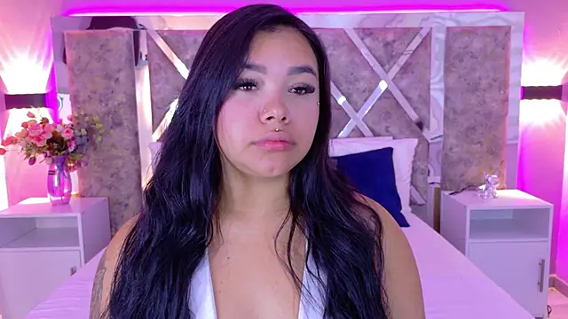 MarianaGarciaa   online show from October 2, 7:19 pm