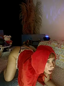 Snapshot of lovely_kitt chatting on October 22, 2:38 am lovely kitt online show from October 22, 2:38 am