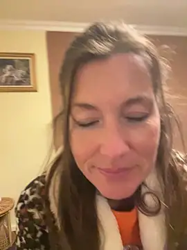 Lwhite1 online show from February 15, 7:02 pm