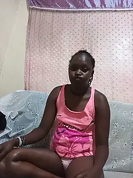cute ella online show from June 5, 9:32 pm
