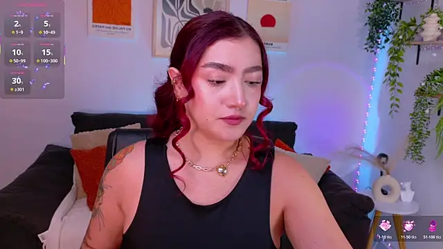 ViolettCastel online show from July 15, 12:15 am