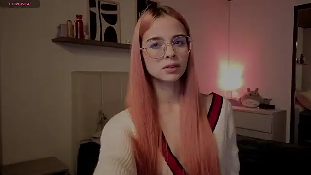 Roxxy mora online show from December 22, 10:24 pm