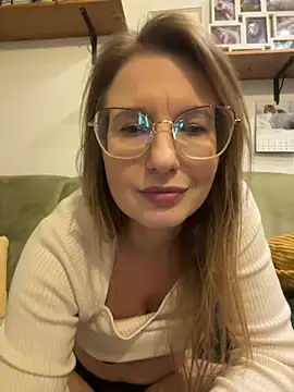 Vanilladreams online show from February 12, 6:20 pm