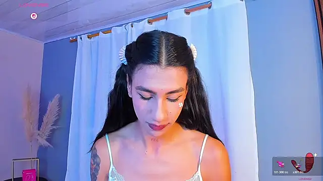 sofiaa grey  online show from November 6, 4:35 pm