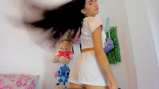 Snapshot of emilyclay_1 chatting on October 20, 9:51 pm emilyclay 1 online show from October 20, 9:51 pm