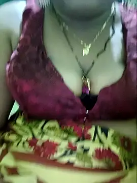 Snapshot of NEHA-DESHI chatting on September 17, 8:40 pm NEHA-DESHI online show from September 17, 8:40 pm