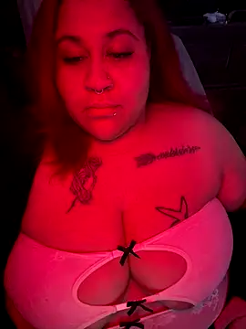 Snapshot of Juicyjordie chatting on November 1, 5:22 am Juicyjordie online show from November 1, 5:22 am