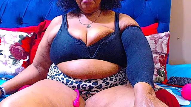 ebonycandy10 online show from October 18, 6:16 am