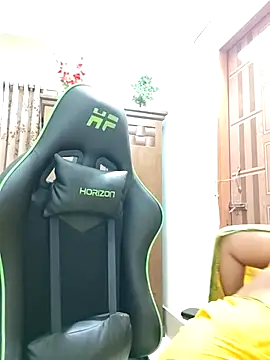 Payel-Sen online show from April 8, 8:44 pm