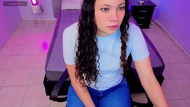 Lana stone  online show from December 15, 3:23 am