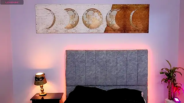 Lana stone  online show from October 23, 3:12 am