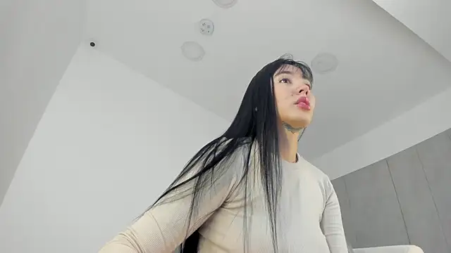 tamyleen online show from March 30, 9:20 am