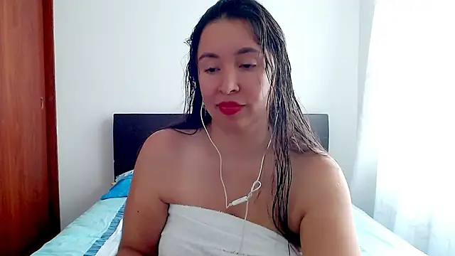 emely sexx20 online show from October 17, 6:22 pm