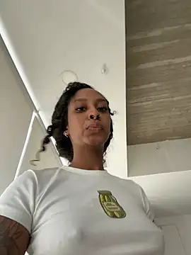 Your Paris online show from March 21, 5:18 pm