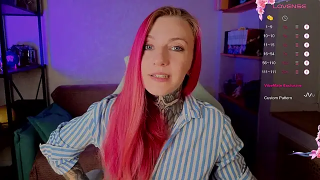 Roxy      online show from October 25, 9:21 pm