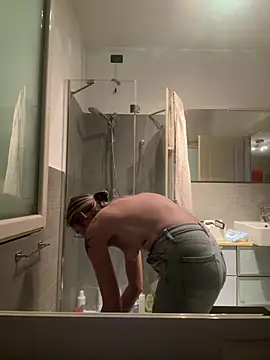 casalinga88 online show from February 6, 7:23 am