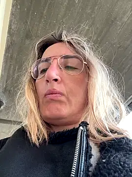 casalinga88 online show from December 2, 7:10 am