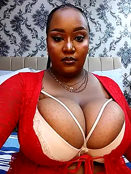 Snapshot of Thasha8 chatting on October 23, 6:36 pm Thasha8 online show from October 23, 6:36 pm