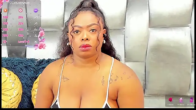 CamilaBenitez online show from April 15, 11:33 am