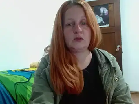 ViioletaMora online show from October 31, 6:15 am