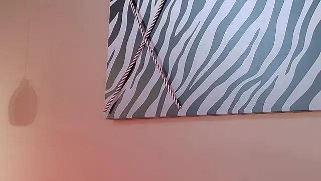 Hannah Borbon online show from December 2, 12:34 am