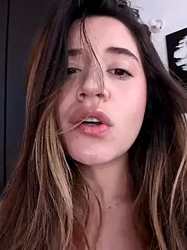 maliciaworld online show from March 19, 7:29 pm